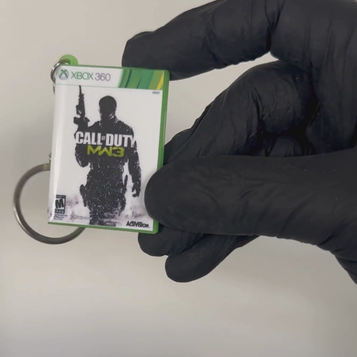Call of Duty: Modern Warfare 3 – Xbox 360 Mini Game Case Keychain